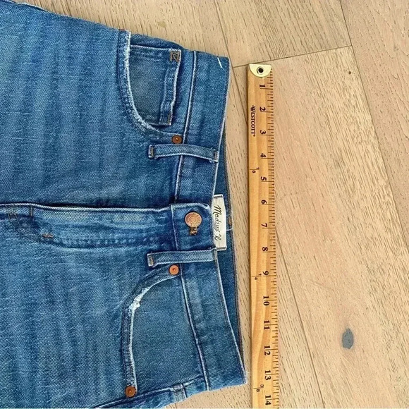 Madewell High-Rise Denim Shorts in Malden Wash Size 25 $69 - Picture 8 of 8